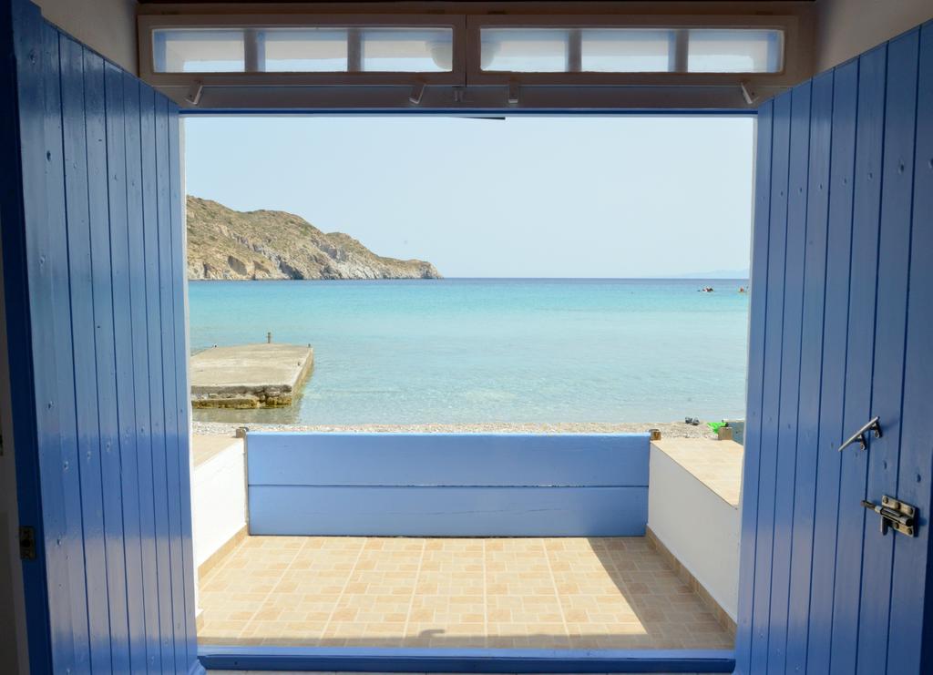 Erginas Boat House Apartment Plaka  ภายนอก รูปภาพ